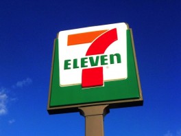 7-Eleven (Eglinton