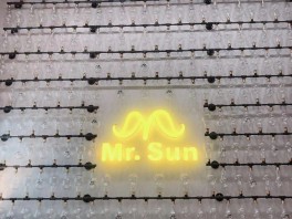 Mr Sun (North York 分店)