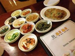 正宗韩国餐厅