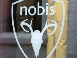 Nobis (DT
